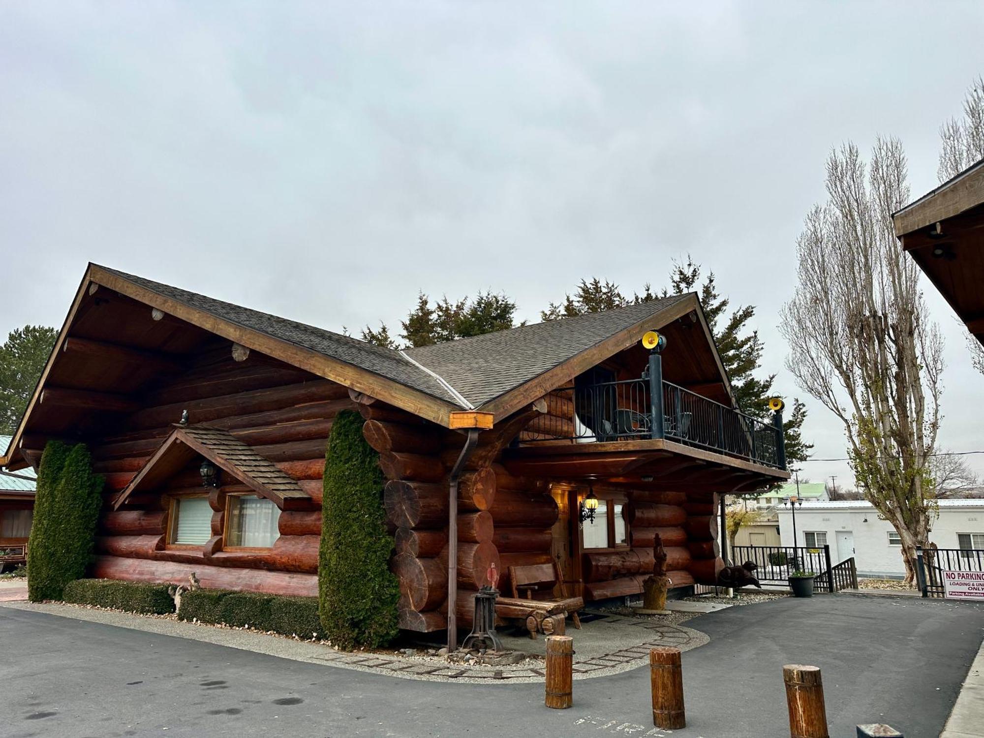 Soap Lake Natural Spa & Resort Exterior photo